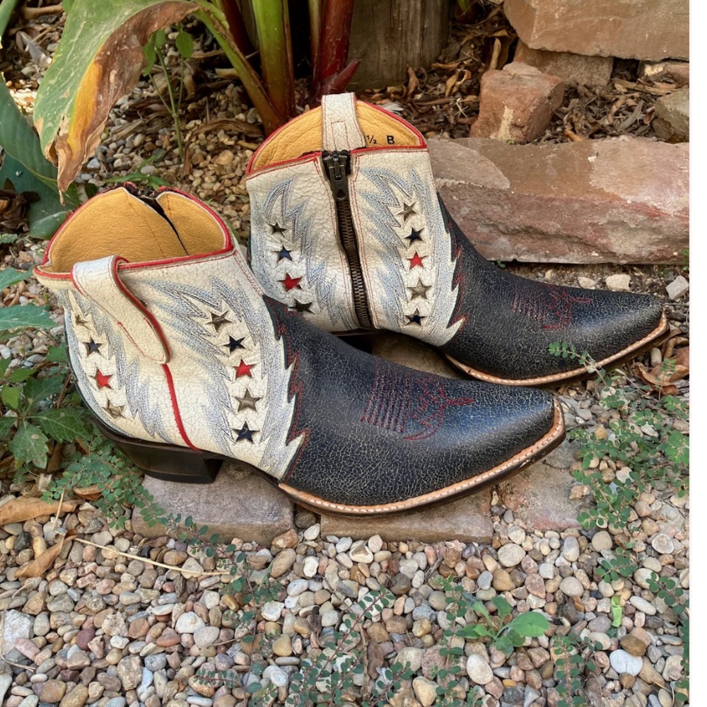 Old Gringo Legacy Blue Zipper Bootie Boot embroidered inlay stars RTL $395 8.5 - Picture 14 of 15